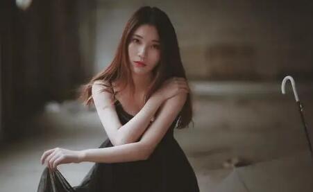 适合女生发兄弟圈的说说 女生给兄弟的备注名称大全